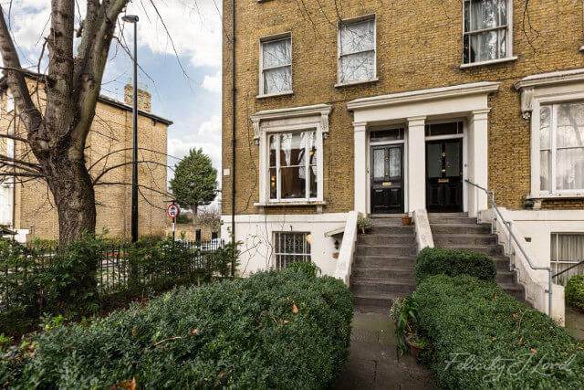 New Cross Road two bed maisonette.jpg